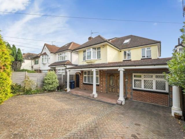 House for rent in London Borough of Barnet, Greater London