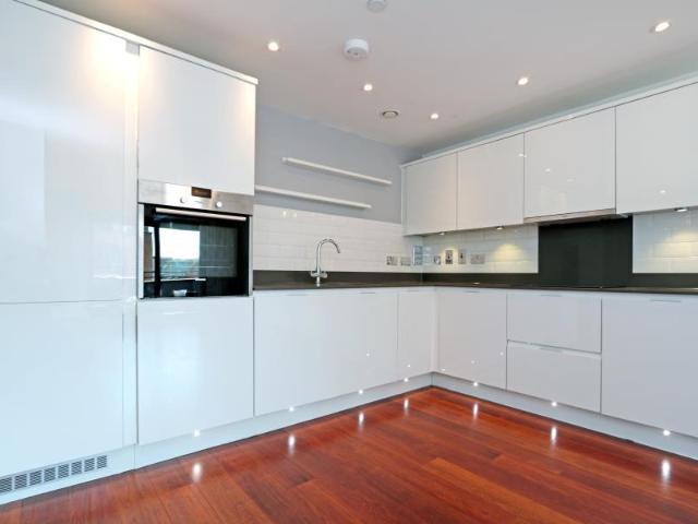 Apartment for rent in Surbiton, Greater London