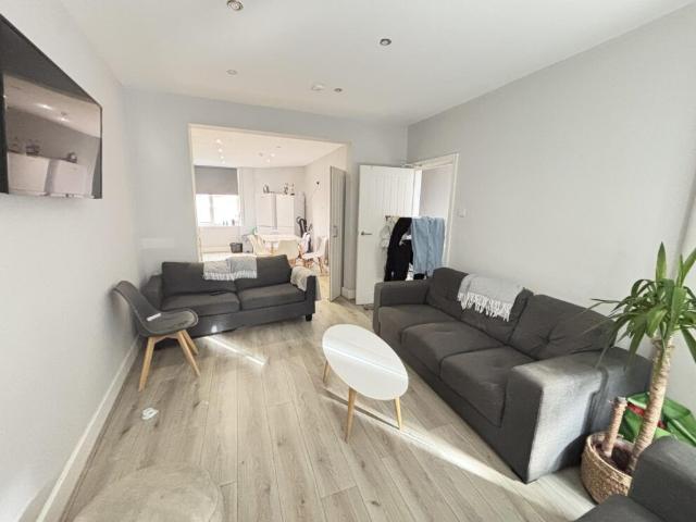House for rent in Headingley Hill, Headingley