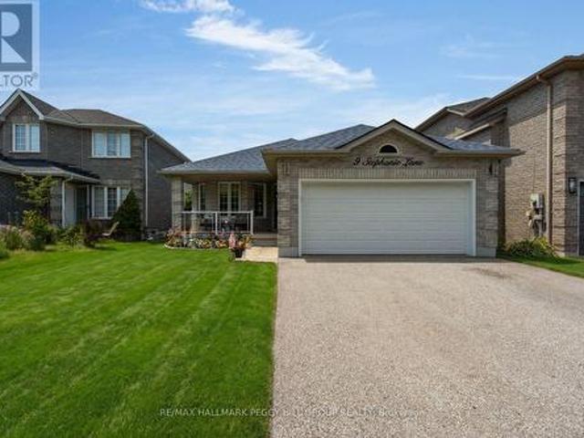 House for sale in Barrie, Central Ontario