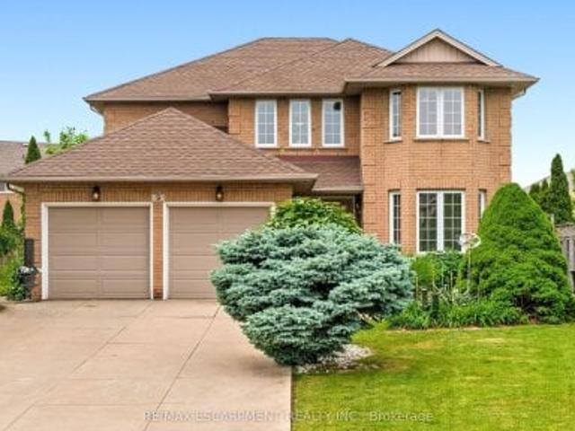 House for sale in Ancaster, Ontario