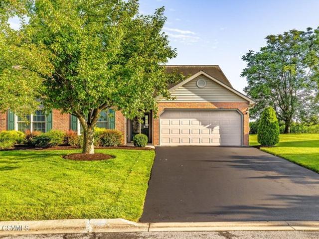 Townhouse for sale in Milton, Pennsylvania