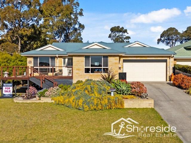 House for sale in Lakes Entrance, Victoria