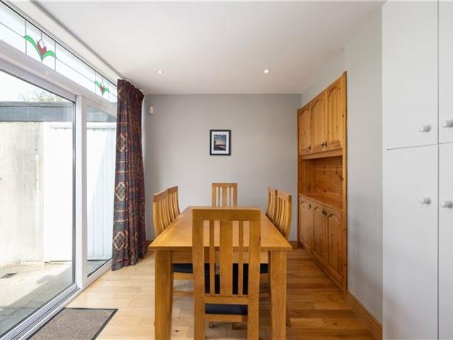 Bungalow to rent in Dublin