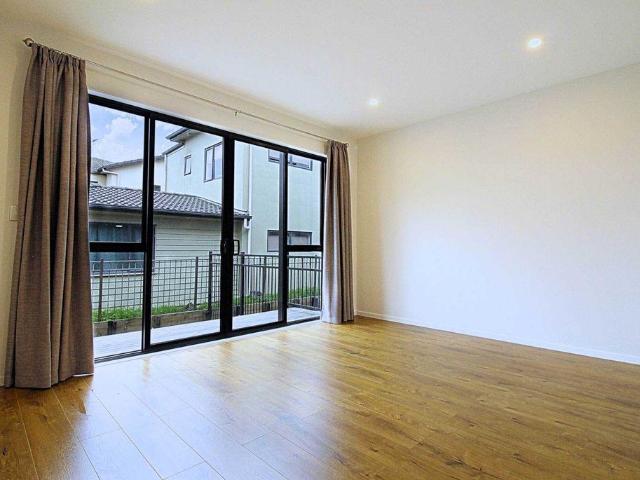 Townhouse for rent in Flat Bush, Howick