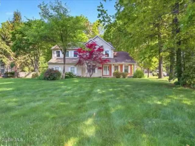 House for rent in Clifton Park