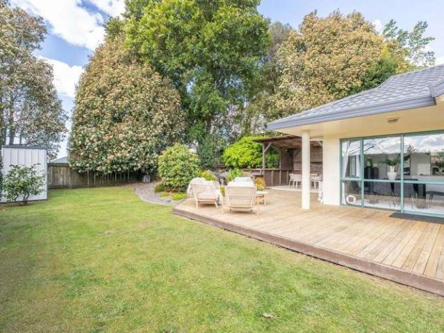 House for sale in Pyes Pa, Greerton