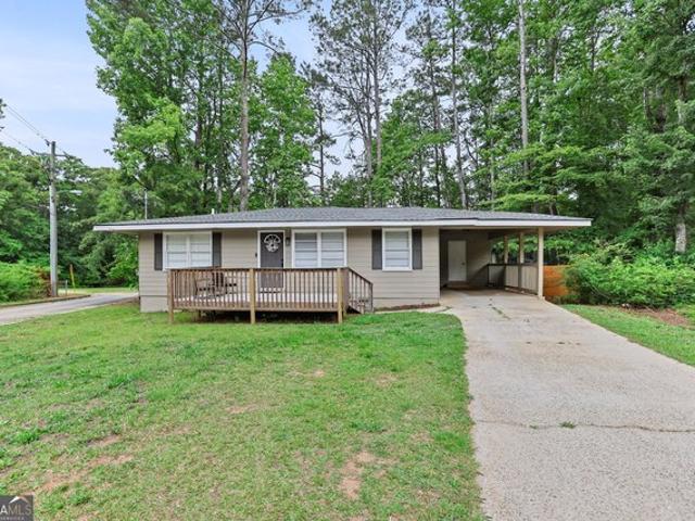 House for sale in Newnan, Georgia