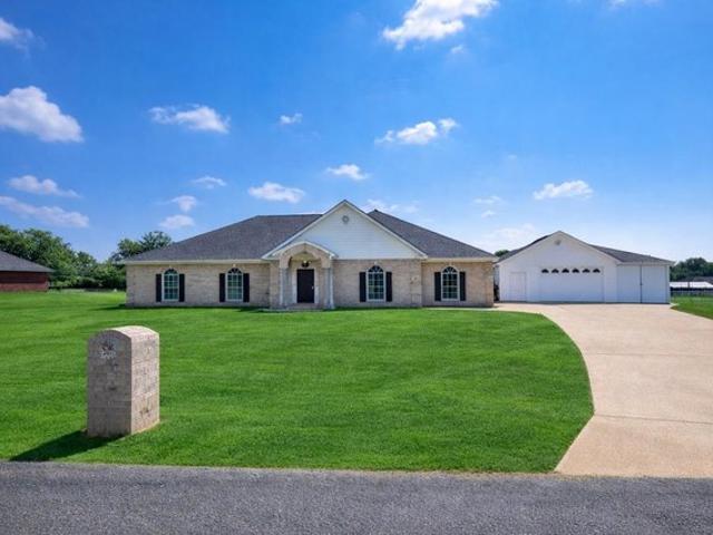 House for sale in New Boston, Texas