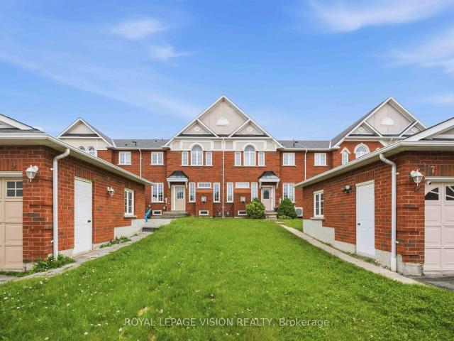 Townhouse for sale in Woburn, Ontario