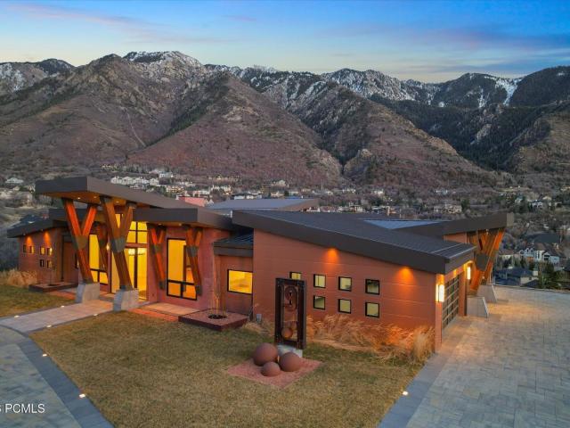 House for sale in Sandy, Utah
