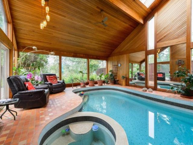 House for sale in Wolf Willow, Edmonton
