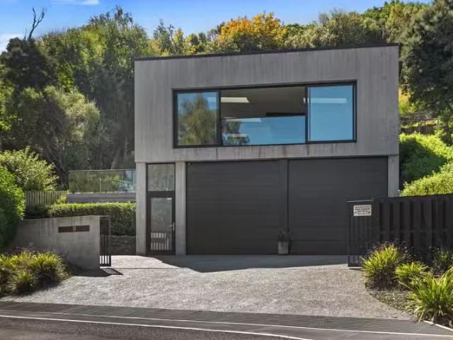 House for sale in Little Akaloa, Canterbury