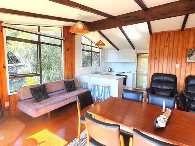 House for sale in Auckland, Oroua County