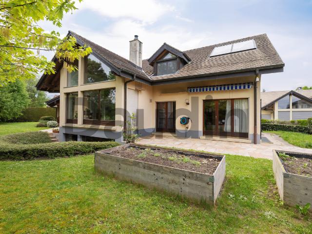 Reihenfamilienhaus kaufen in Arnex-sur-Nyon, Waadt