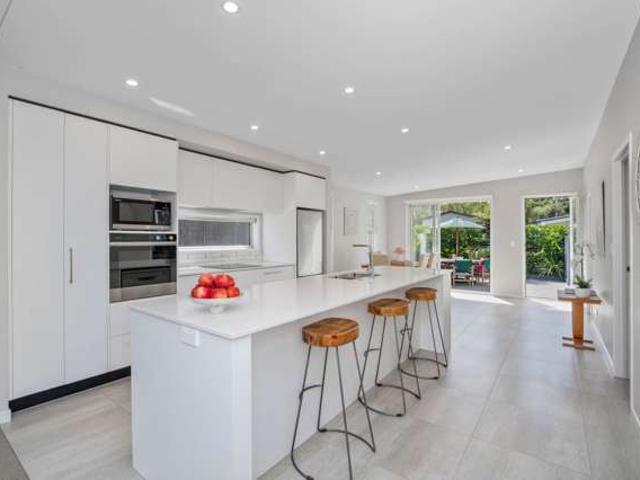 House for sale in Omokoroa, Bay Of Plenty