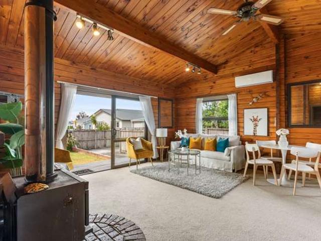 House for sale in New Lynn, Oroua County