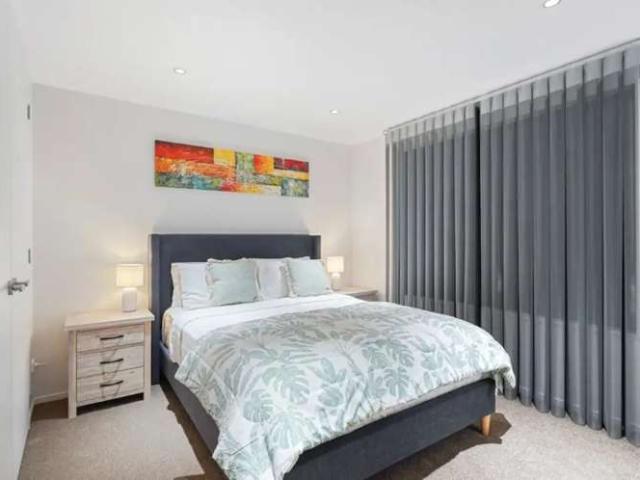 Townhouse for rent in Mount Roskill