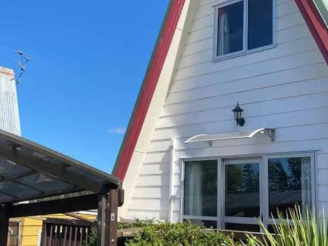 House for rent in Otakou