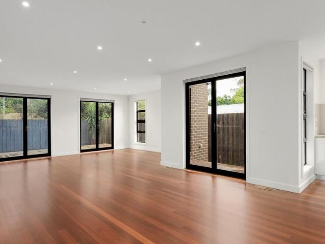Townhouse for rent in Camerons Creek, Victoria