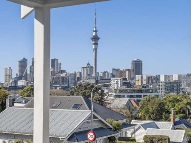 House for sale in Auckland, Oroua County