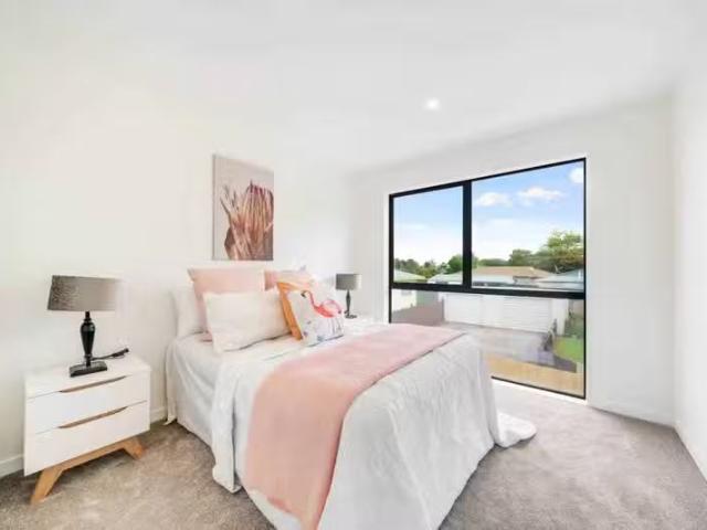 Apartment for sale in Papakura