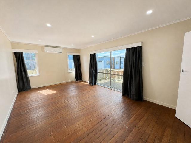 House for rent in Manurewa, Oroua County