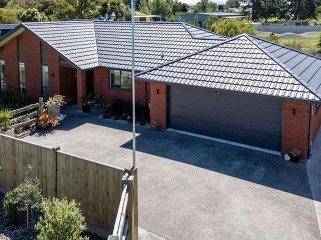 House for sale in Carterton, Wellington