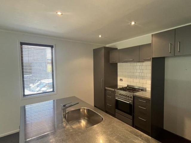 Apartment for rent in Lynmouth, New Plymouth