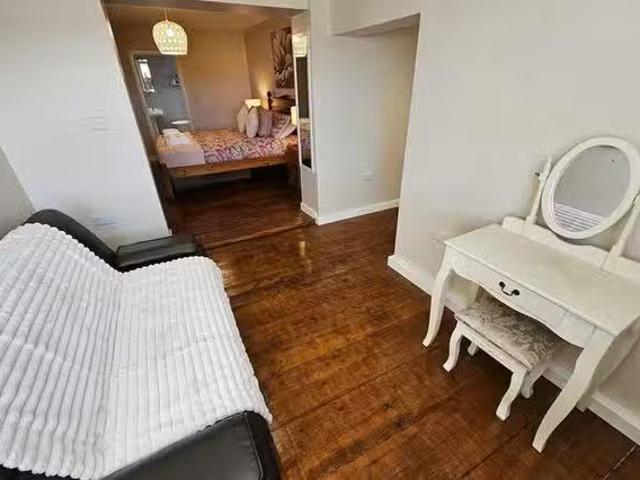 Apartment for rent in Llanrhyddlad, Wales