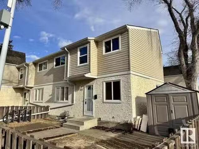 Condo for sale in Wedgewood, Alberta