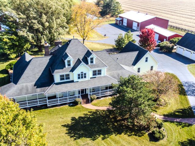 House for sale in Maple Park, Illinois