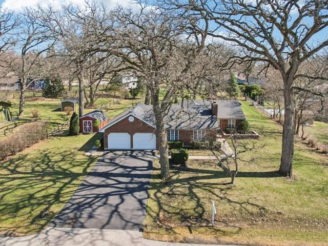 House for sale in Elgin, Illinois
