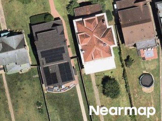 House for sale in Huntington