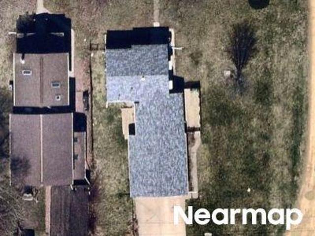 House for sale in Clinton, Iowa