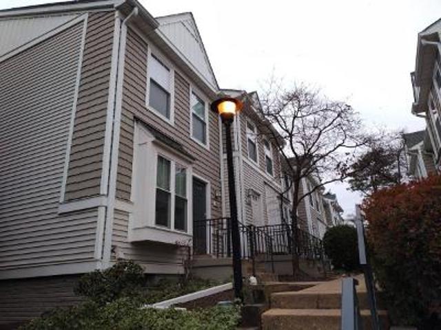 Condo for sale in Virginia