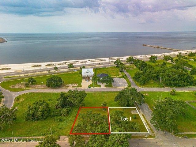 Land for sale in Gulfport, Mississippi