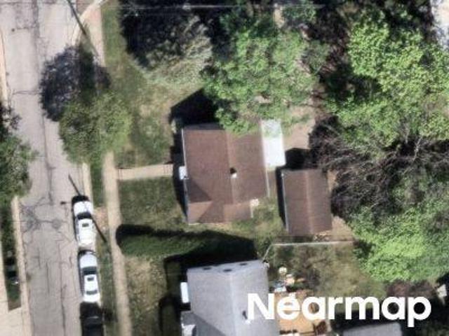 House for sale in Summit, Ohio