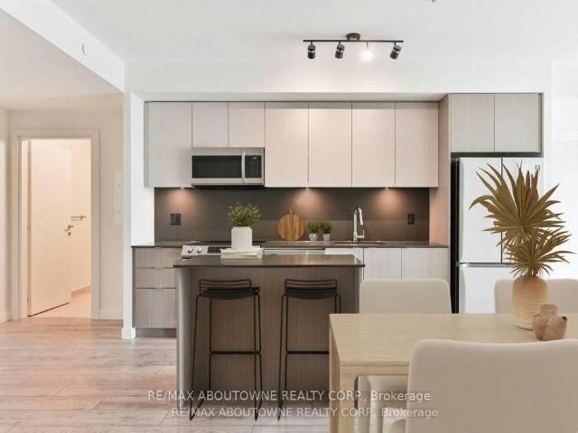 Condo for rent in Oakville, Ontario