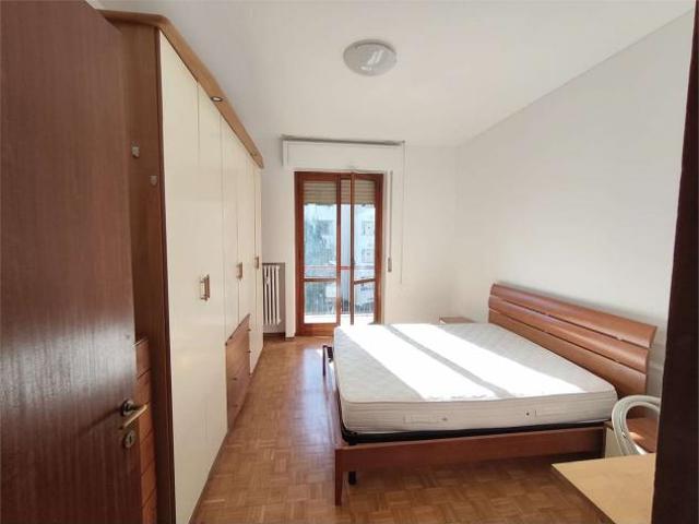 Villa Indipendente in affitto a Parco Lambro - Cimiano, Milano