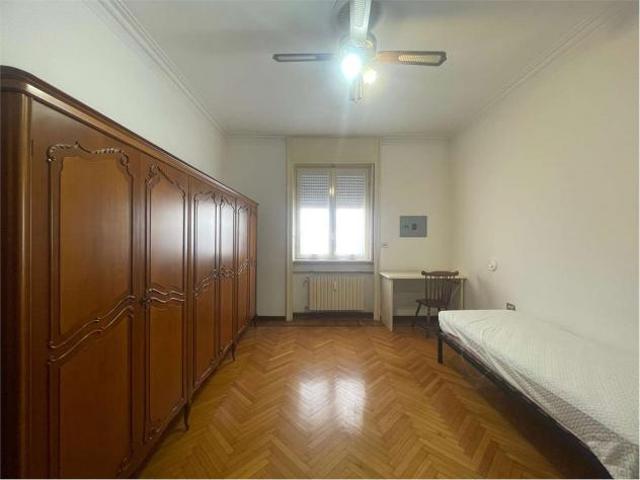 Villa Indipendente in affitto a Municipio 3, Milano