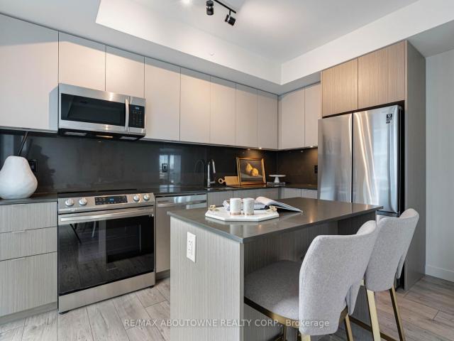 Condo for rent in Oakville, Ontario