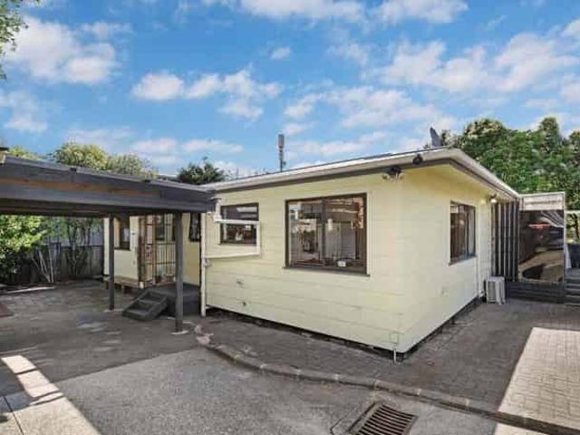 House for rent in Hillsborough, Oroua County