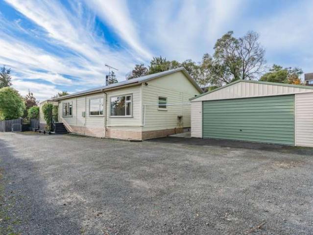 House for sale in Otakou