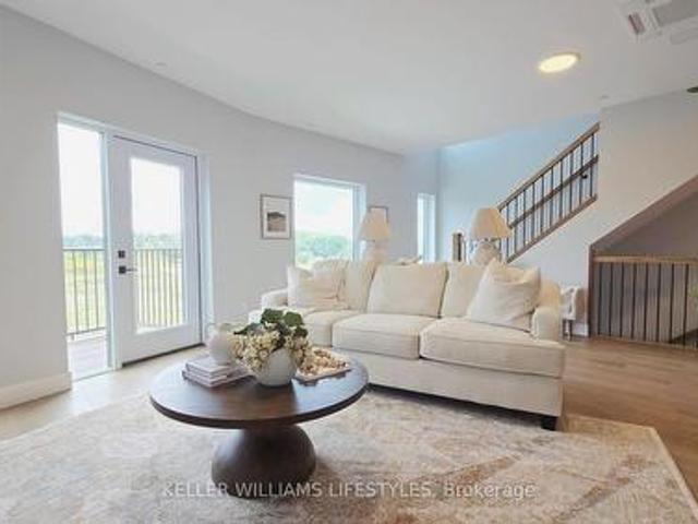 Townhouse for sale in Arva, Ontario