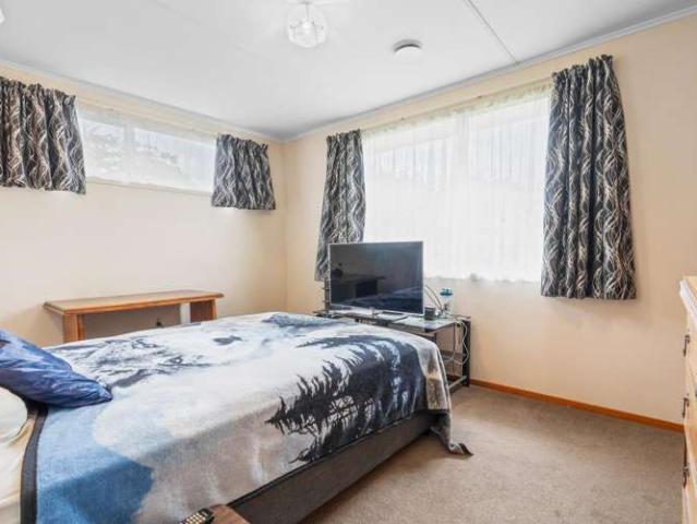 House for sale in Otakou