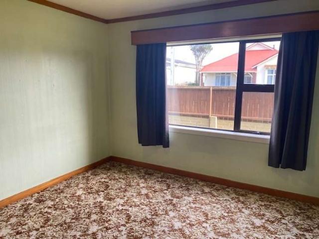 Property for rent in Otakou