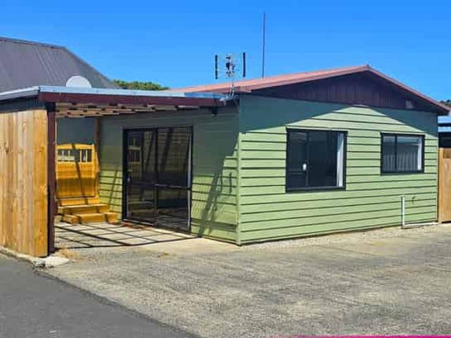 House for rent in Otakou
