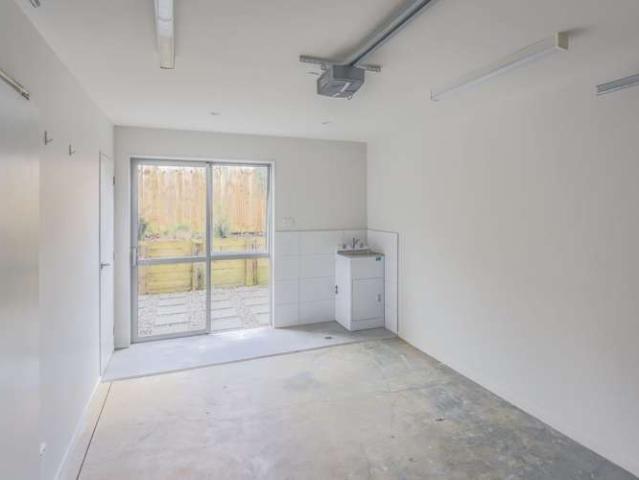 Townhouse for rent in Owhata, Oroua County