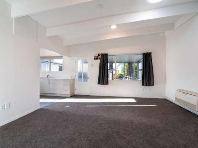 Apartment for rent in Otakou